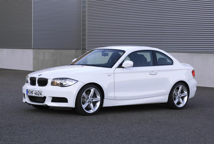  BMW 135i Coupe 2007 года  (фото 9 из 11)
